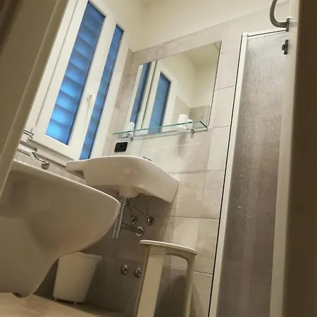 Du Hotel
