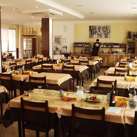 Du Otel 3*