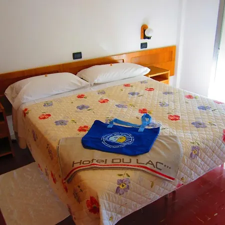 Du Otel 3*