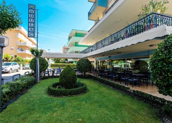 Du Hotel 3*